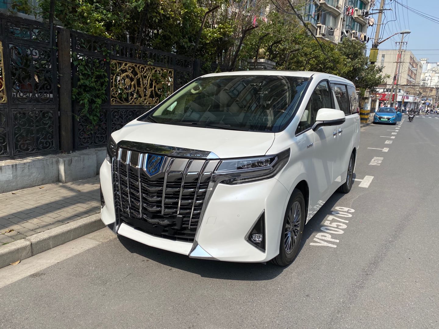 企業(yè)班車租賃時要注意什么？班車租賃注意事項